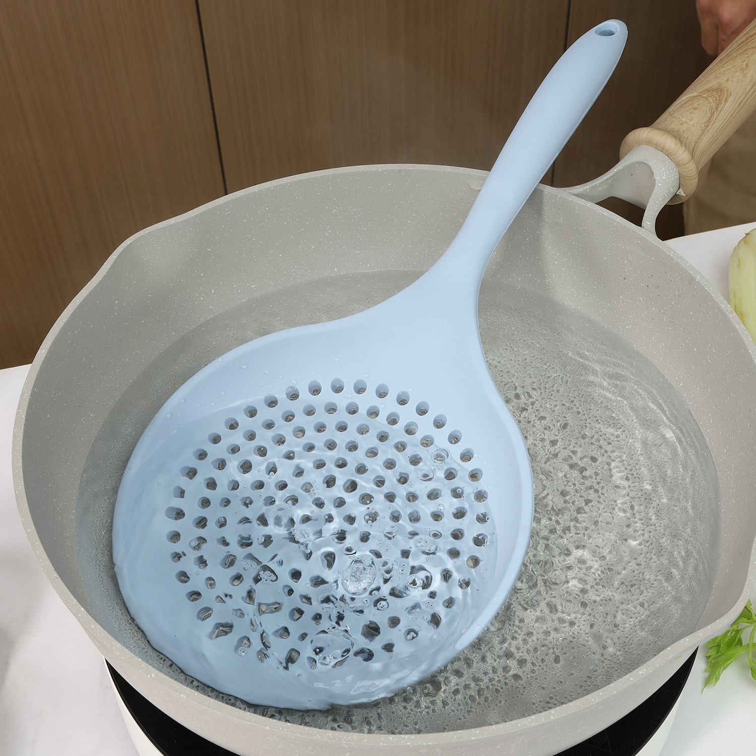 硅膠廚具，硅膠制品是否可以引領(lǐng)潮流